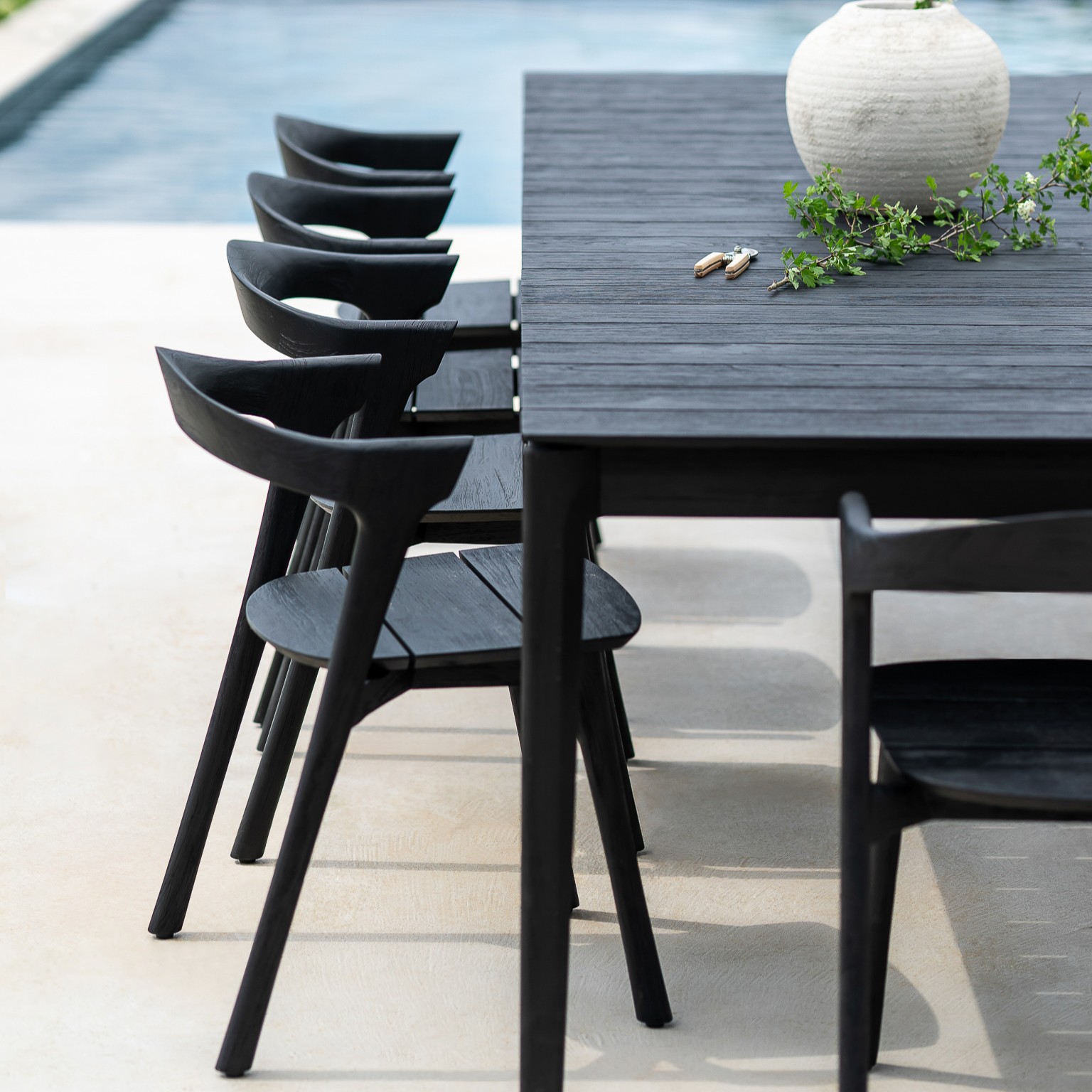 10154_Bok_outdoor_black_chair_10276_10277_10278_10279_Bok_outdoor_dining_table_web