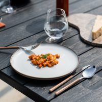10276_10277_10278_10279_Bok_outdoor_dining_table_det_web